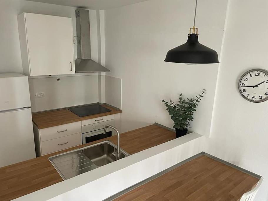 Central Apartment In La Laguna Сан-Кристобаль-де-Ла-Лагуна Экстерьер фото